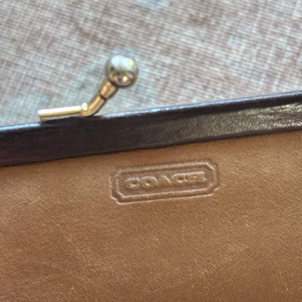 Vintage Coach Kiss-Lock Coin Purse - Picture 11 of 11